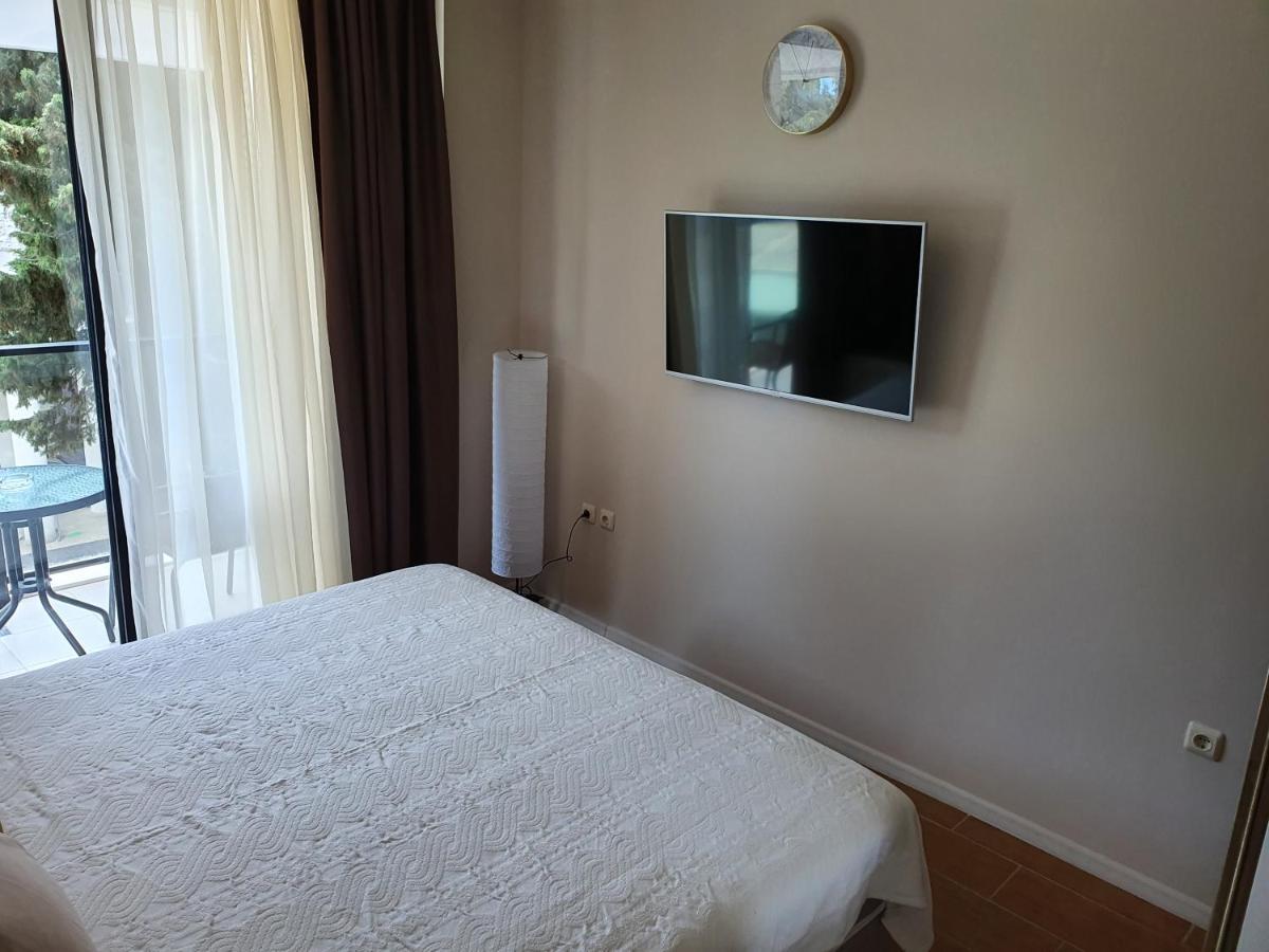 Апартамент За Гости ,,1В-15" Амара Бутик"" Ravda Dış mekan fotoğraf