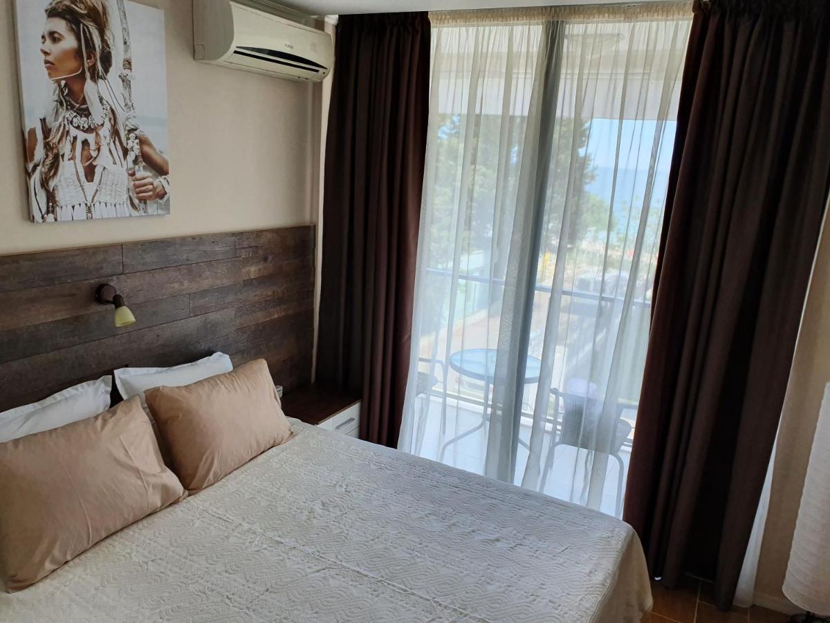 Апартамент За Гости ,,1В-15" Амара Бутик"" Ravda Dış mekan fotoğraf